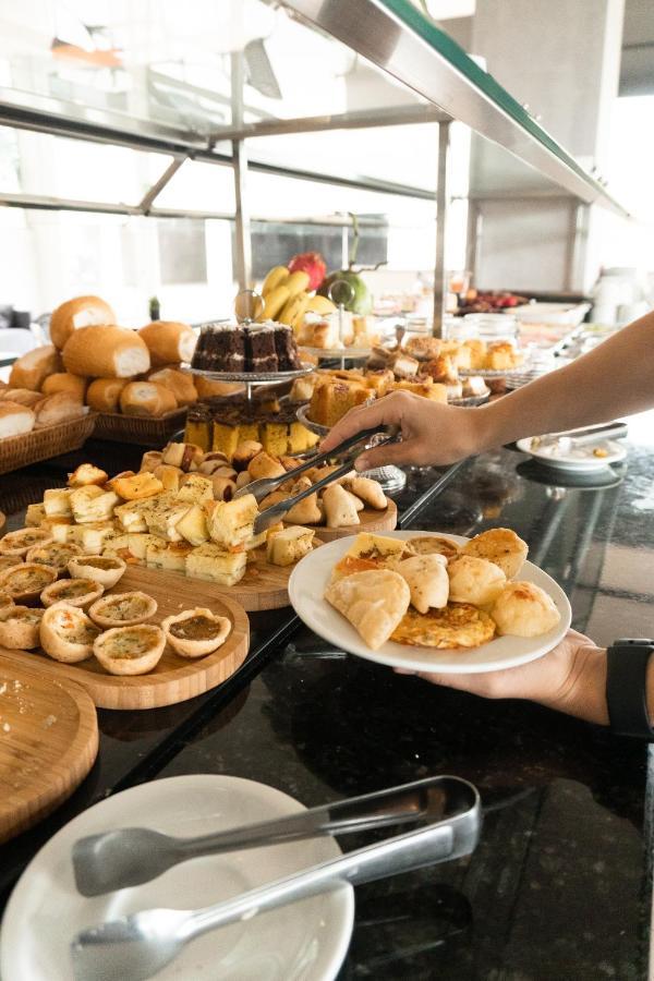 Raf Hotel Umuarama Bagian luar foto